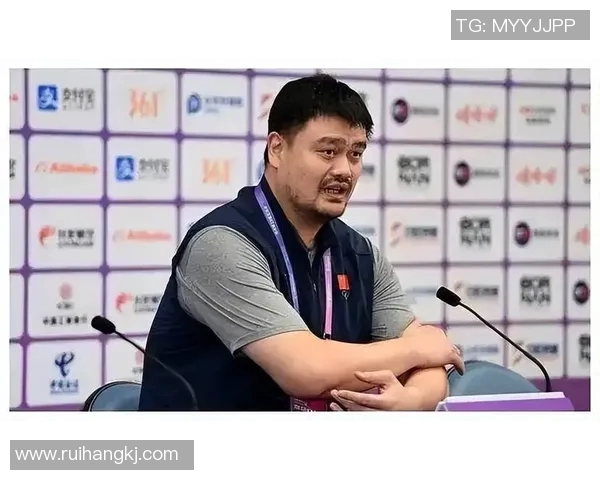 姚明拜祖宗传承文化精神展现中华民族团结力量 姚明拜祖宗传承文化精神展现中华民族团结力量