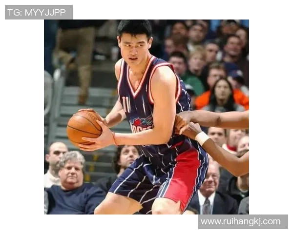 姚明的眼睛为何被指好丑背后的故事与公众审美的变化探讨