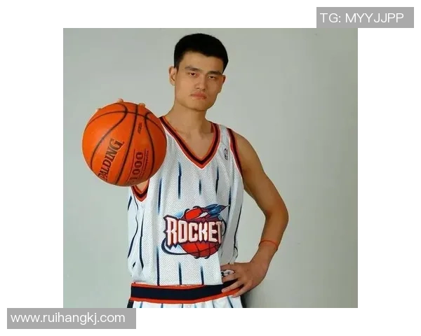 龙母姚明：从篮球巨星到慈善先锋的传奇人生与影响力探讨