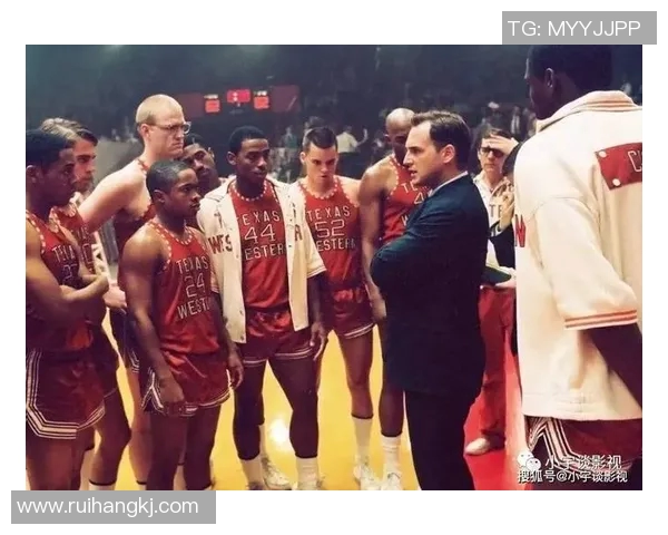 加内特与姚明的首次交锋背后隐藏的篮球故事与友谊之路