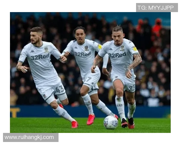 利兹联队与普雷斯顿的激烈对决展现英冠联赛的精彩魅力与竞争态势