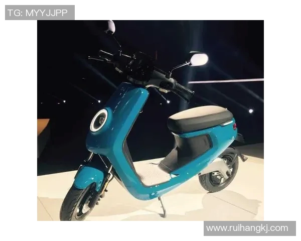 电动车与足球明星的完美结合探索运动与科技的激情之旅 电动车与足球明星的完美结合探索运动与科技的激情之旅